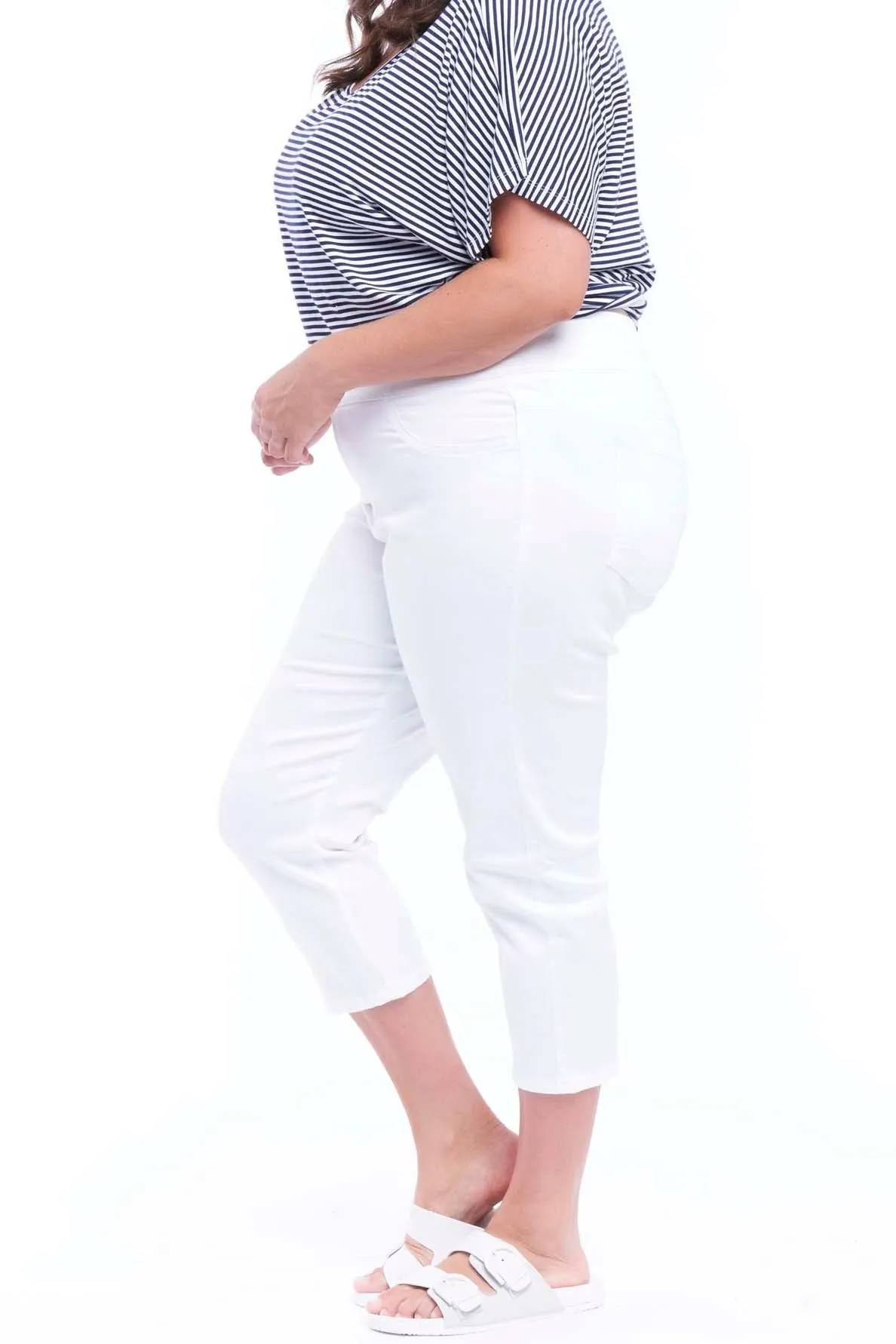 Betty Basics Maisie Capri Jean in White