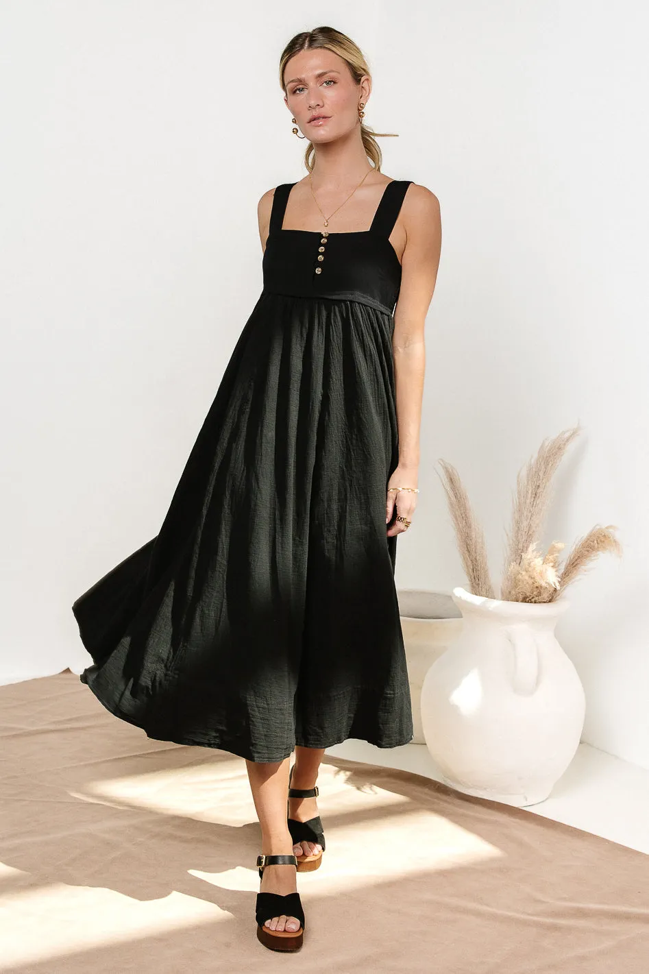 Chloe Midi Dress in Black