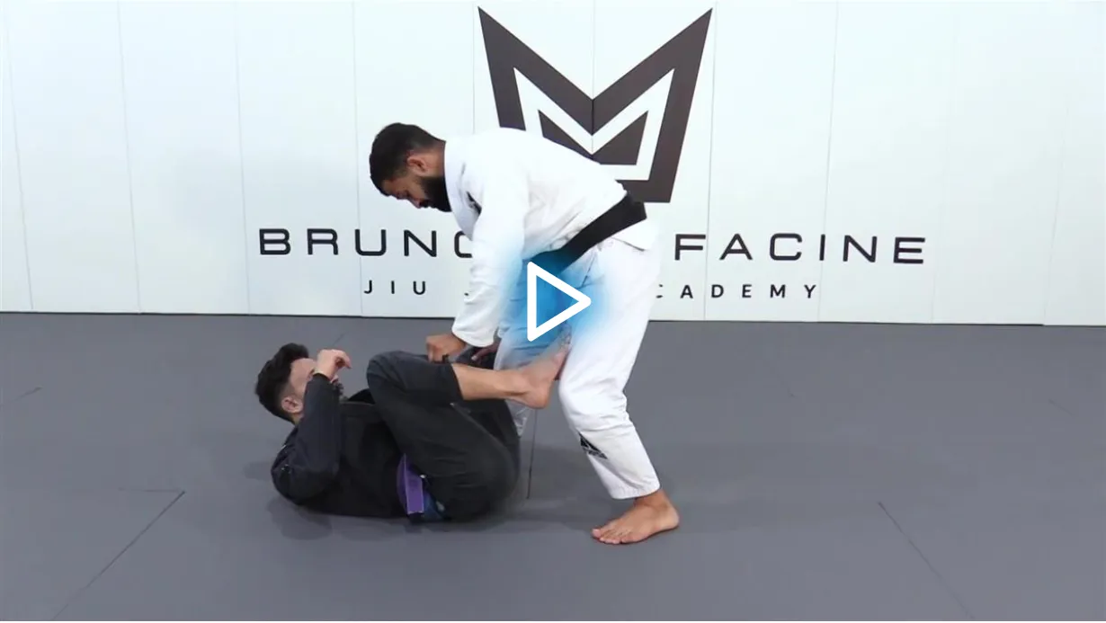 How to Beat Bigger Guys: Open Guard Passing by Bruno Malfacine